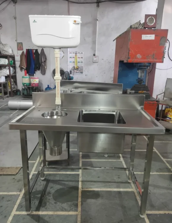 Dirty Utility Room Sluice Sink With Sluice Hopper - Floor mounted, For Hospital